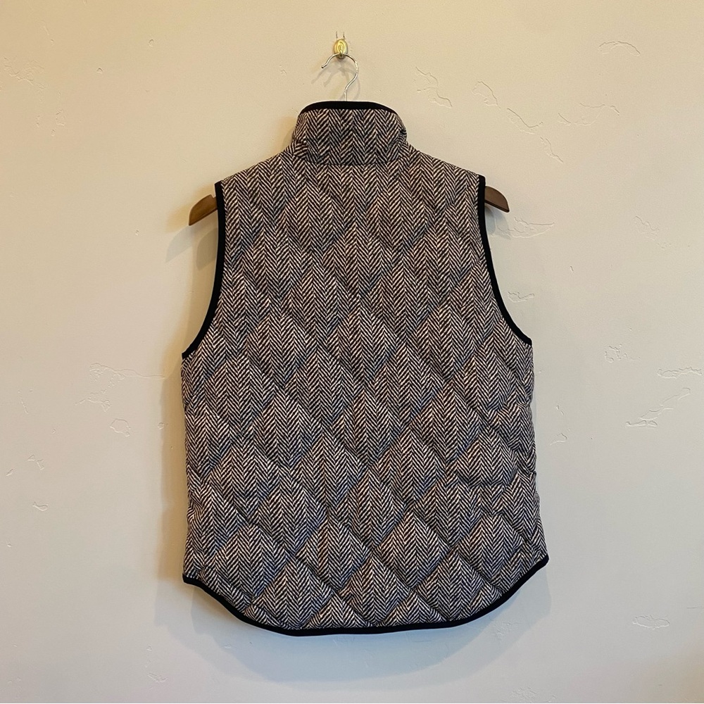 J.Crew Classic Herringbone Excursion Quilted Puff… - image 3